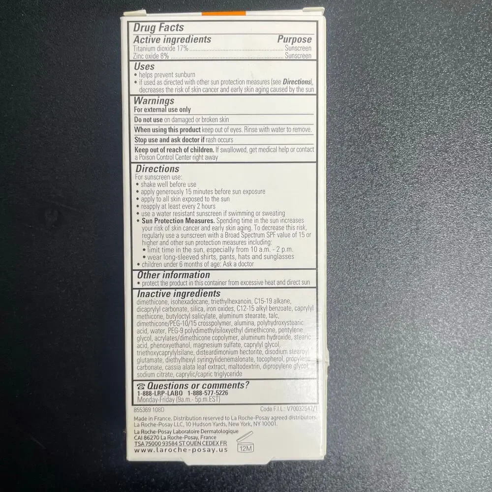 La Roche Posay Anthelios 40 Tinted Mineral Light-Fluid Sunscreen - Medium Deep - Picture 6 of 10